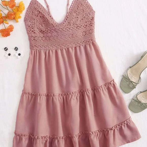 SHEIN Dresses & Skirts - SHEIN pink ruffle mini dress